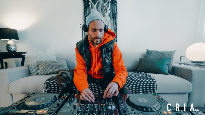 DJ Ale Salles